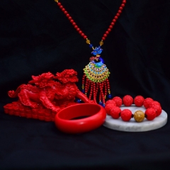 赟仕嘉福满祥云精品套组（祥云男士手串*1、光面女款手镯*1、貔貅摆件*1对、赠孔雀毛衣链*1）