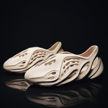 夏季男士凉鞋2020新ins潮包头防滑网红沙滩椰子鞋一脚蹬洞洞鞋