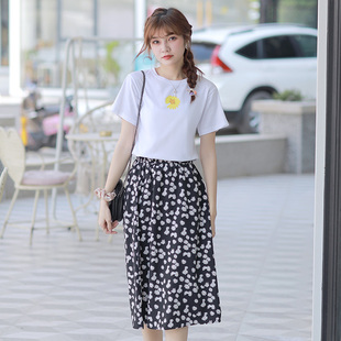 小雏菊半身裙女2020夏季新款黑色松紧腰碎花A字中长款长裙