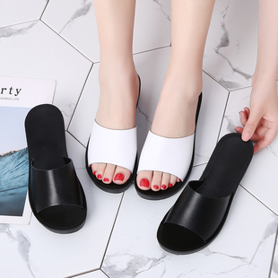 2020夏季新款拖鞋女真皮凉鞋女百搭舒适坡跟套脚圆头沙滩鞋室内外