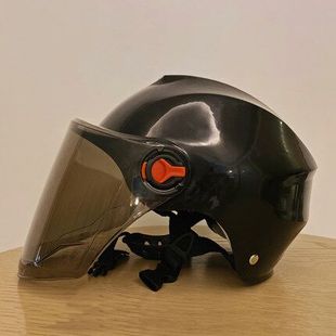 现货电动车头盔电瓶车摩托男女四季通用安全帽士夏季防晒透气半盔