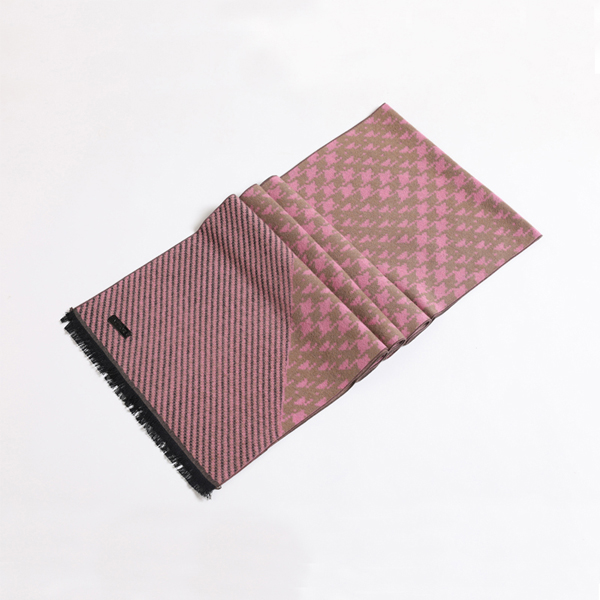 SINGLENESS 情迷威尔士粉色真丝拉绒围巾